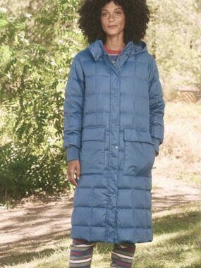 The Great x Eddie Bauer long puffer coat